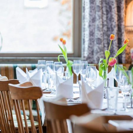 Hotel Gasthof Zum Kirchenwirt Puch bei Hallein Luaran gambar