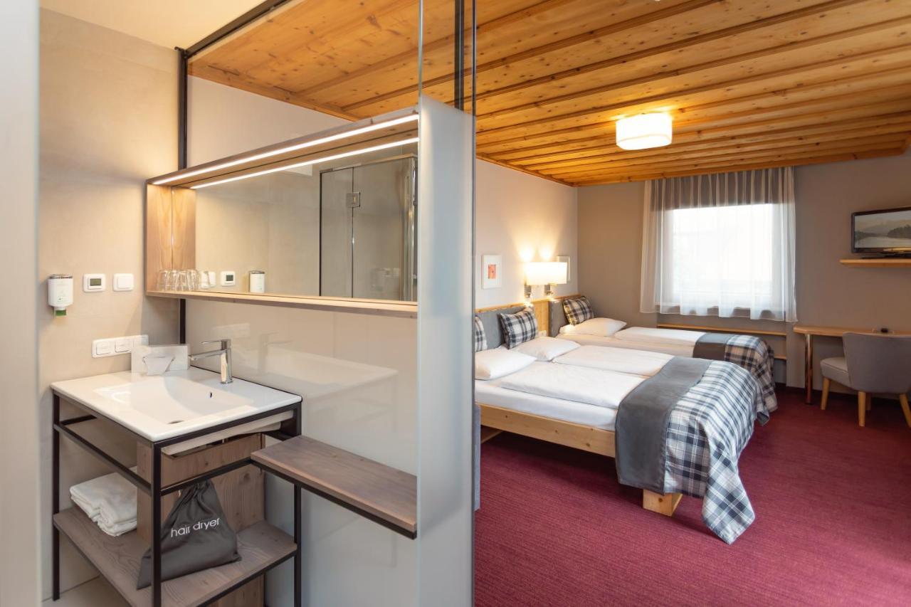 Hotel Gasthof Zum Kirchenwirt Puch bei Hallein Luaran gambar